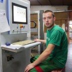 ERFAN HADROVIĆ, CNC PROGRAMER:    Sa znanjem i upornošću svoj na svome
