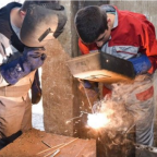 Sa jednom diplomom tri zanata u rukama