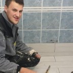 I bez jedne šake Hasan je odličan keramičar